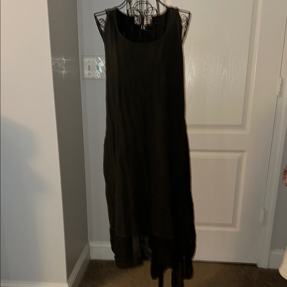 Elegant Black Sleeveless Dress